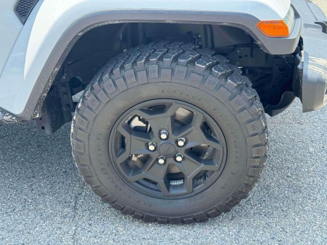 2022 Jeep Gladiator Willys 4x4