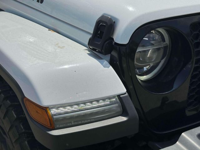 2022 Jeep Gladiator Willys 4x4