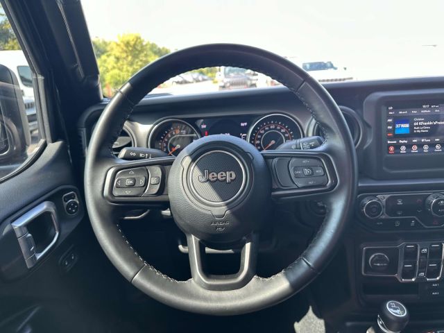 2022 Jeep Gladiator Willys 4x4