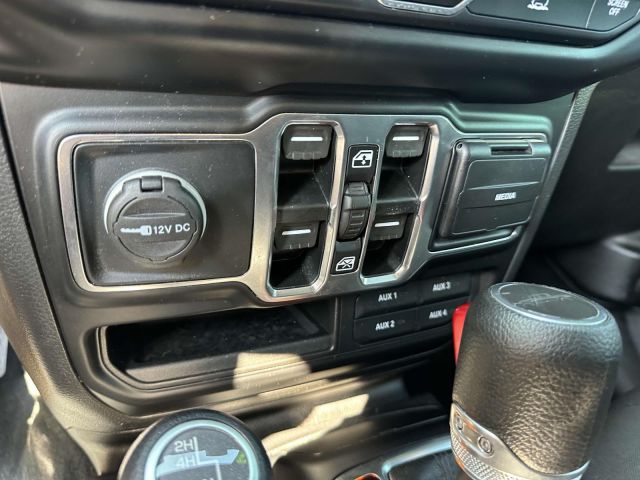 2022 Jeep Gladiator Willys 4x4