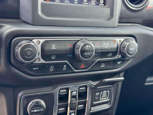 2022 Jeep Gladiator Altitude 4x4