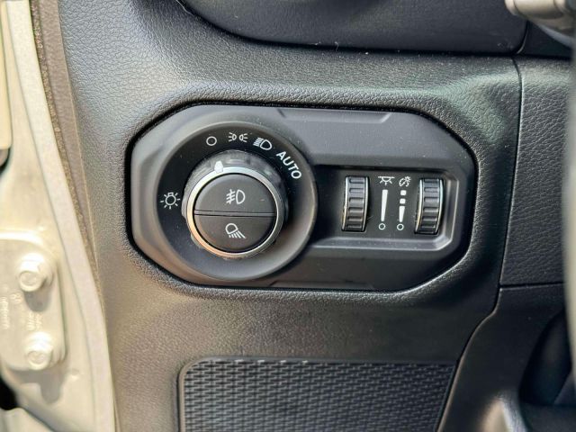 2022 Jeep Gladiator Altitude 4x4