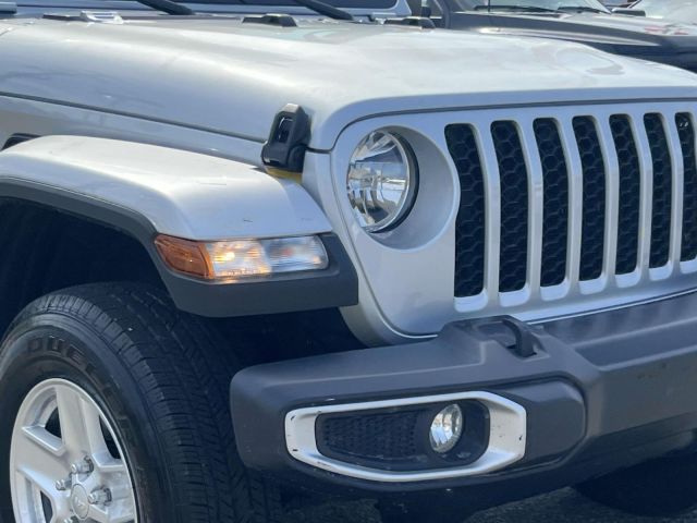 2022 Jeep Gladiator Sport S 4x4