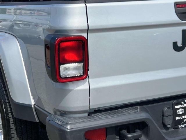 2022 Jeep Gladiator Sport S 4x4