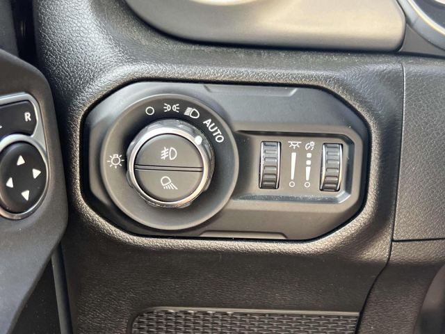 2022 Jeep Gladiator Sport S 4x4