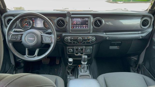 2022 Jeep Gladiator Altitude 4x4