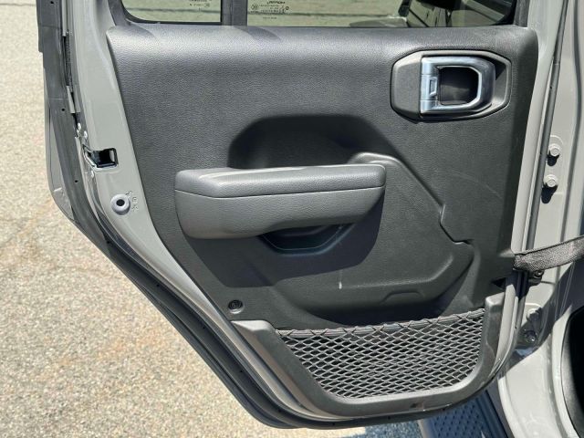 2022 Jeep Gladiator Altitude 4x4