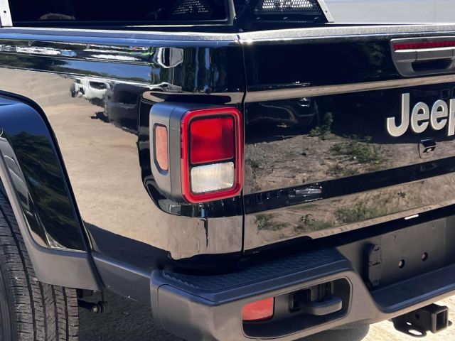 2022 Jeep Gladiator Overland 4x4