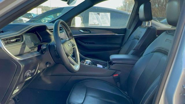 2022 Jeep Grand Cherokee Overland 4x4