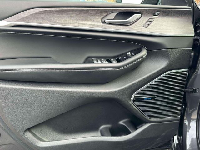 2022 Jeep Grand Cherokee Overland 4x4