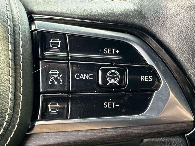 2022 Jeep Grand Cherokee Overland 4x4