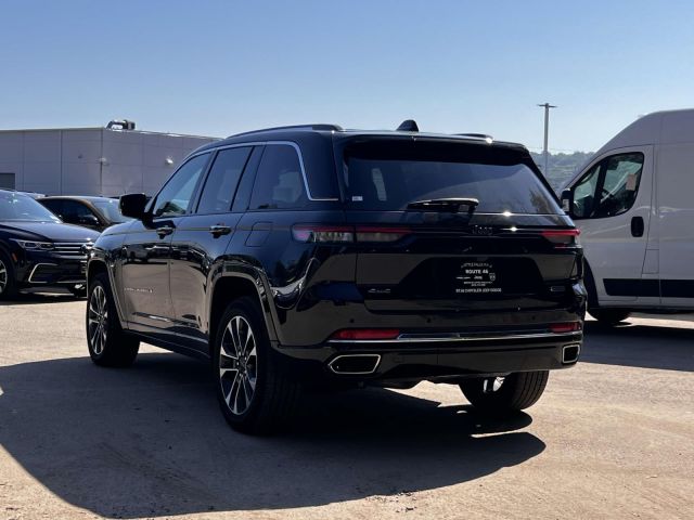 2022 Jeep Grand Cherokee Overland 4x4