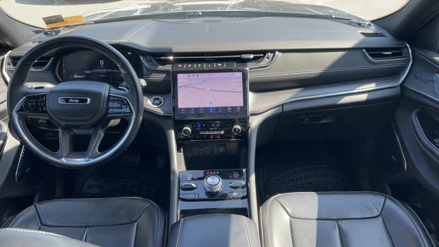 2022 Jeep Grand Cherokee Overland 4x4