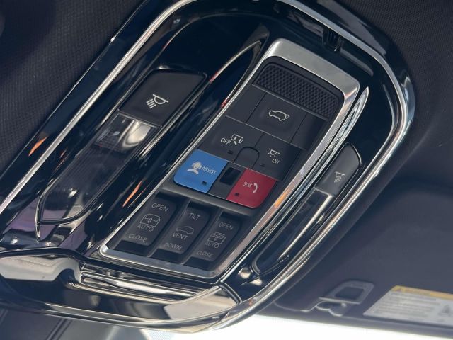2022 Jeep Grand Cherokee Overland 4x4