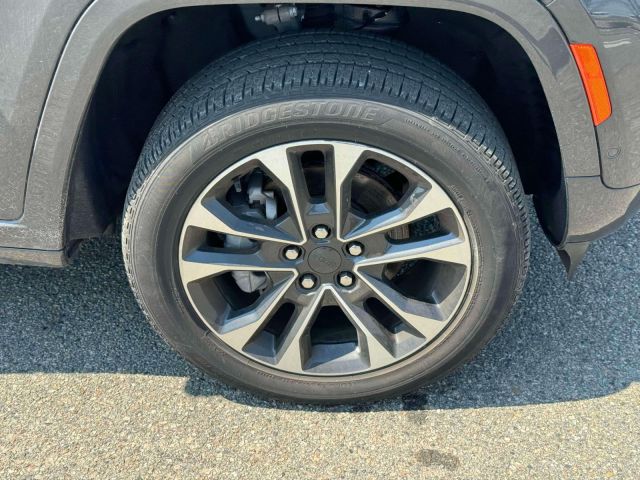 2022 Jeep Grand Cherokee Overland 4x4