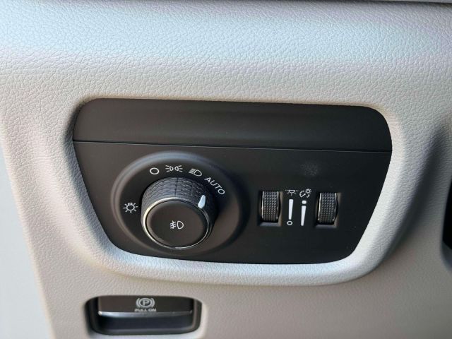 2022 Jeep Grand Cherokee Overland 4x4