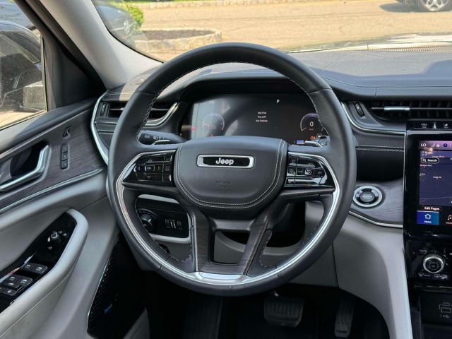 2022 Jeep Grand Cherokee Overland 4x4