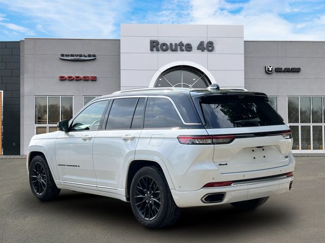2022 Jeep Grand Cherokee Summit 4x4