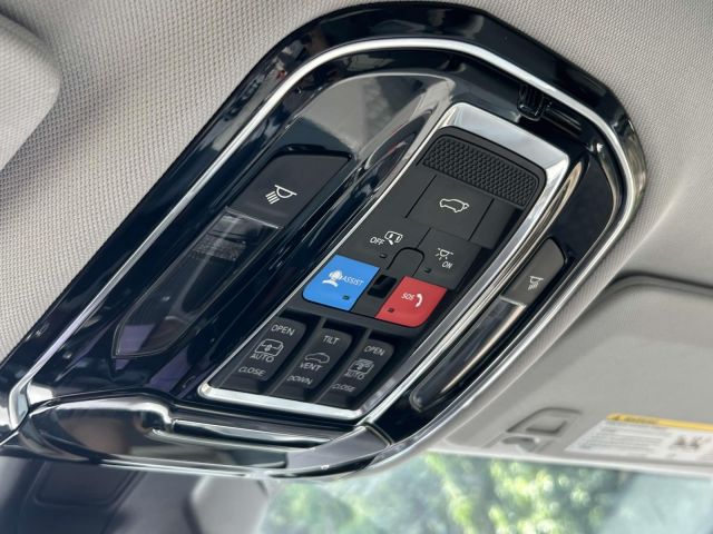2022 Jeep Grand Cherokee Summit 4x4