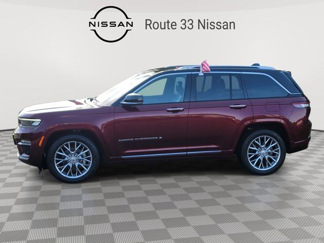 2022 Jeep Grand Cherokee Summit