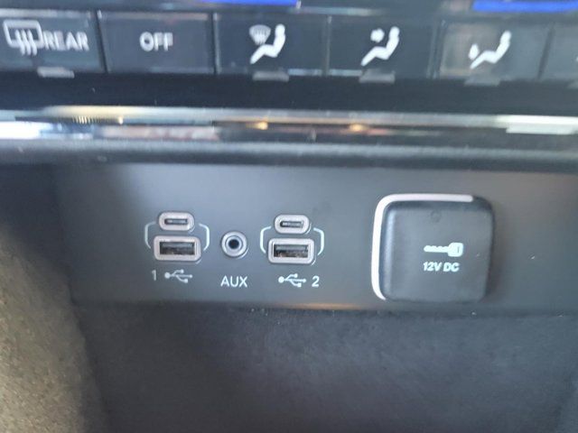 2022 Jeep Grand Cherokee Summit