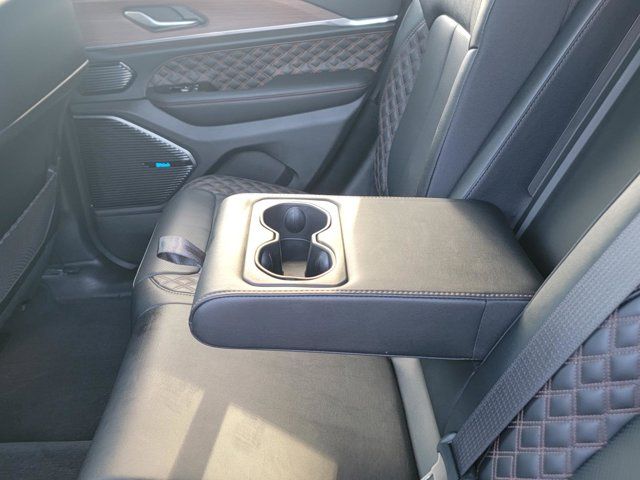 2022 Jeep Grand Cherokee Summit