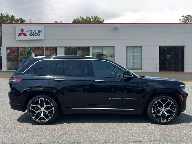 2022 Jeep Grand Cherokee Summit Reserve 4x4