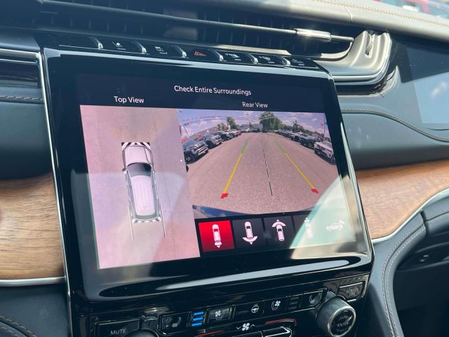 2022 Jeep Grand Cherokee Summit Reserve 4x4