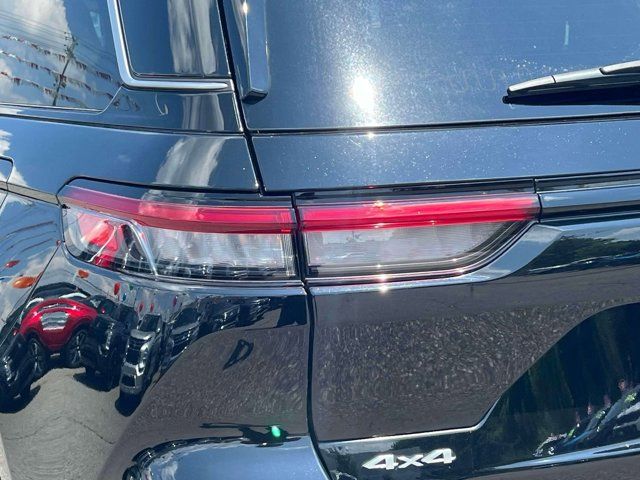 2022 Jeep Grand Cherokee Summit Reserve