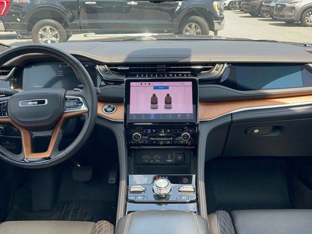 2022 Jeep Grand Cherokee Summit Reserve