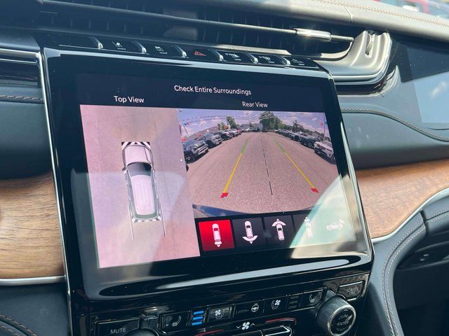 2022 Jeep Grand Cherokee Summit Reserve