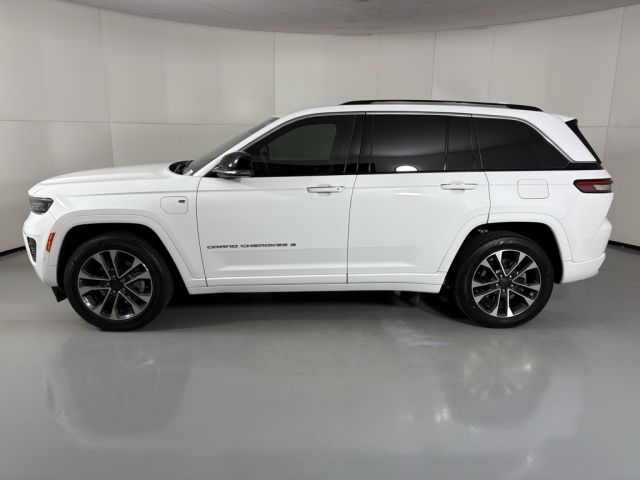 2022 Jeep Grand Cherokee Overland 4xe 2022 Jeep Grand Cherokee Overland 4xe