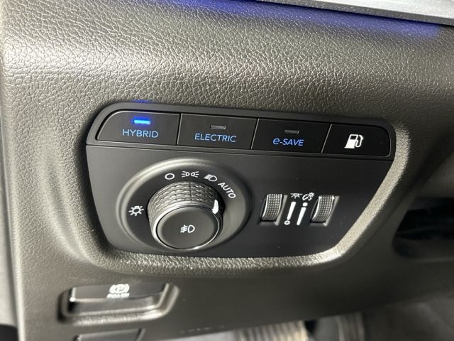 2022 Jeep Grand Cherokee Overland 4xe 2022 Jeep Grand Cherokee Overland 4xe