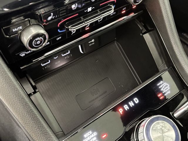 2022 Jeep Grand Cherokee Overland 4xe 2022 Jeep Grand Cherokee Overland 4xe