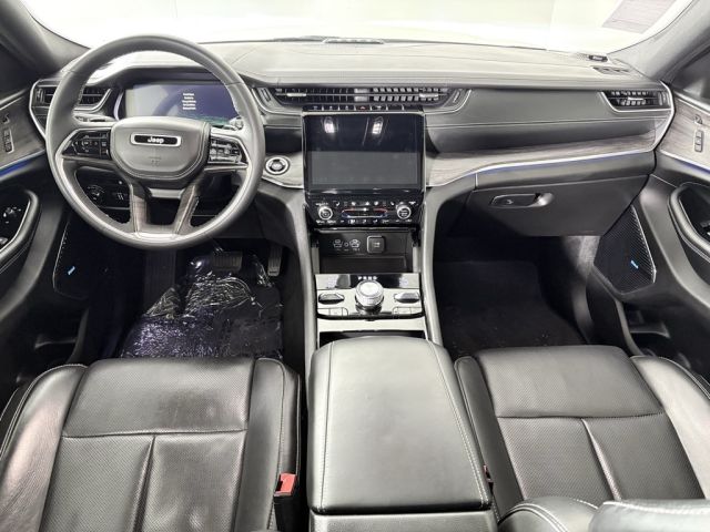 2022 Jeep Grand Cherokee Overland 4xe 2022 Jeep Grand Cherokee Overland 4xe