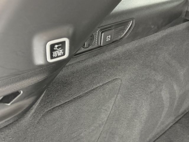 2022 Jeep Grand Cherokee Overland 4xe 2022 Jeep Grand Cherokee Overland 4xe