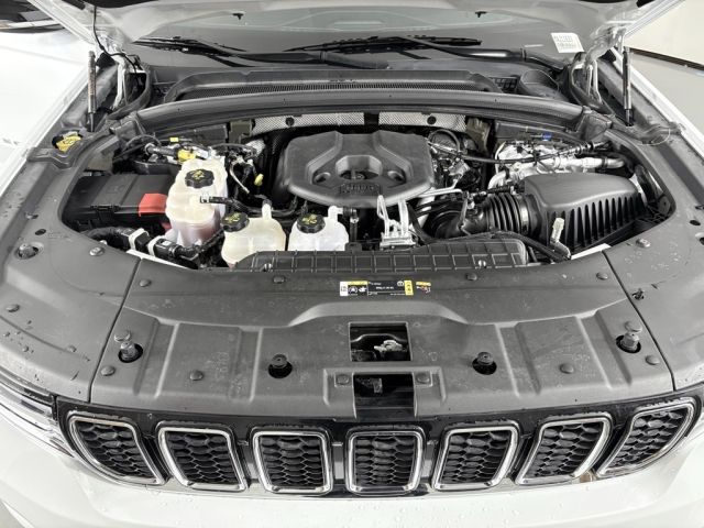 2022 Jeep Grand Cherokee Overland 4xe 2022 Jeep Grand Cherokee Overland 4xe