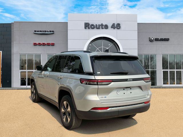2022 Jeep Grand Cherokee 4xe 4x4