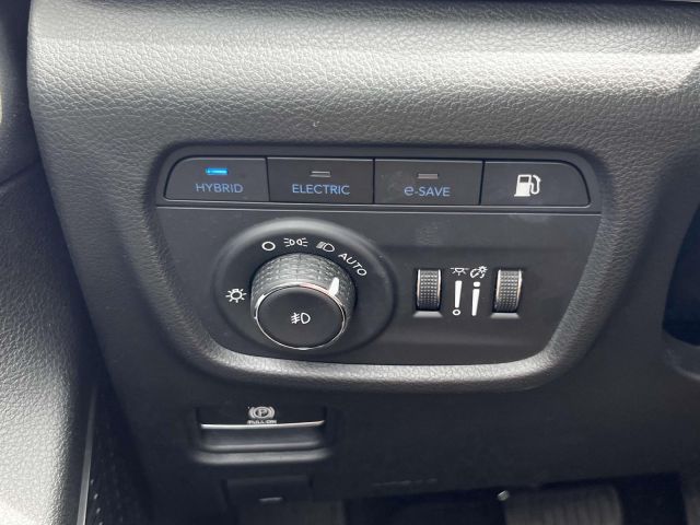 2022 Jeep Grand Cherokee 4xe 4x4