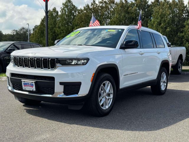 2022 Jeep Grand Cherokee L Laredo 4x4