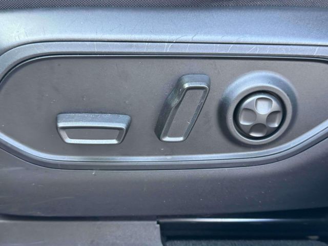 2022 Jeep Grand Cherokee L Laredo 4x4