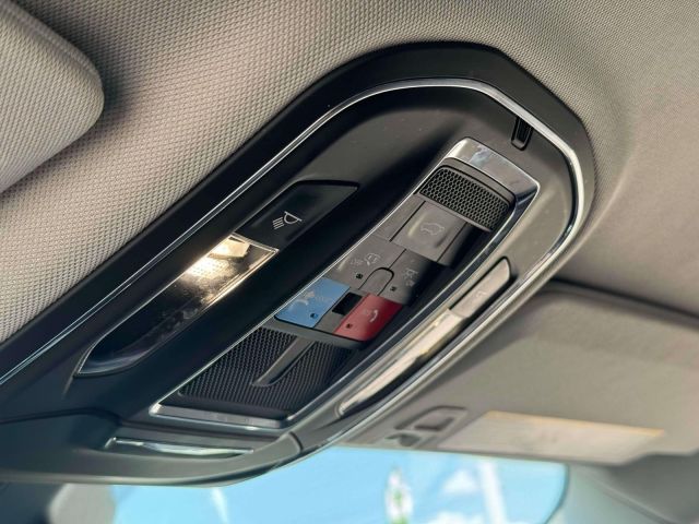 2022 Jeep Grand Cherokee L Laredo 4x4