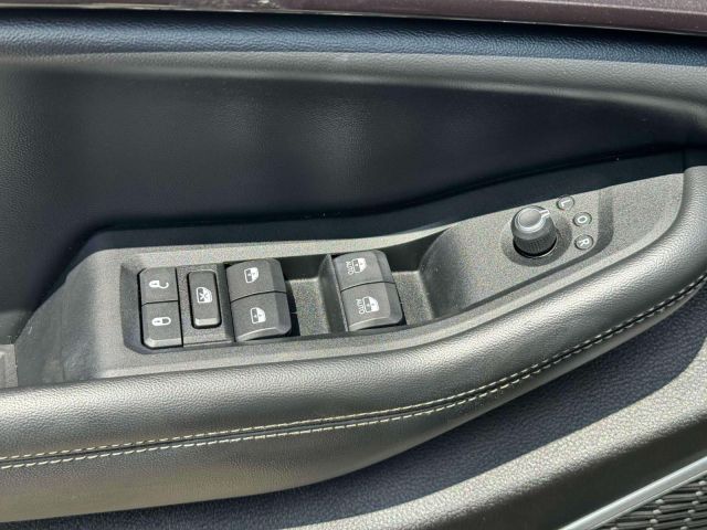 2022 Jeep Grand Cherokee L Laredo 4x4