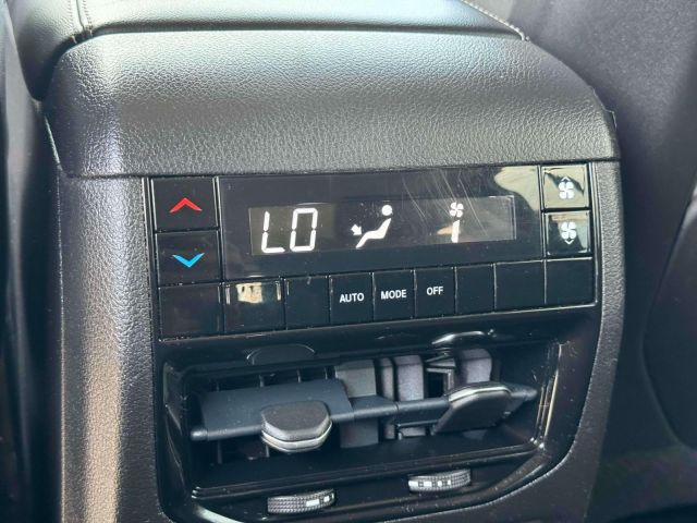 2022 Jeep Grand Cherokee L Laredo 4x4