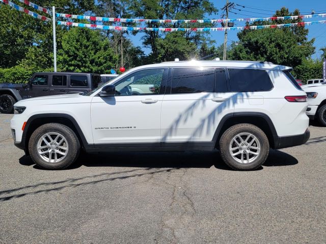 2022 Jeep Grand Cherokee L Laredo 4x4
