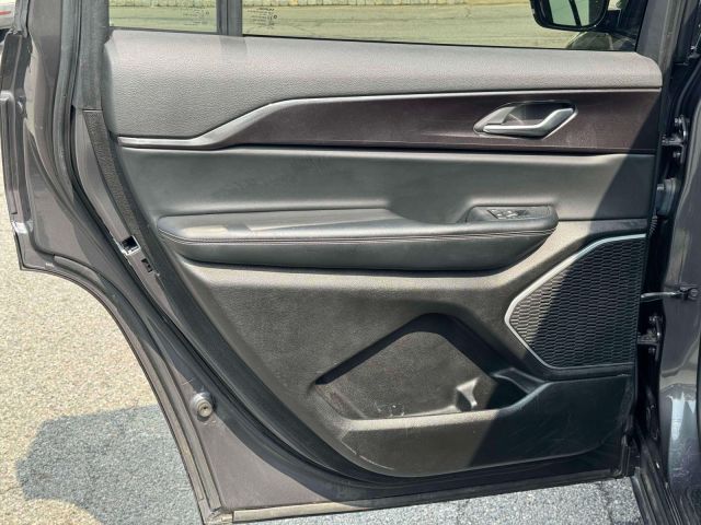 2022 Jeep Grand Cherokee L Altitude 4x4