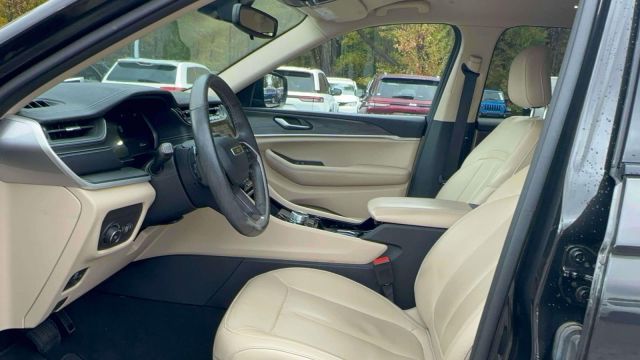 2022 Jeep Grand Cherokee L Limited 4x4 2022 Jeep Grand Cherokee L Limited 4x4