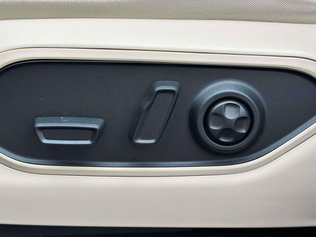 2022 Jeep Grand Cherokee L Limited 4x4 2022 Jeep Grand Cherokee L Limited 4x4