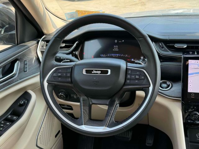2022 Jeep Grand Cherokee L Limited 4x4