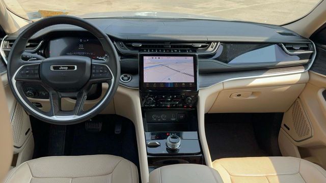 2022 Jeep Grand Cherokee L Limited 4x4
